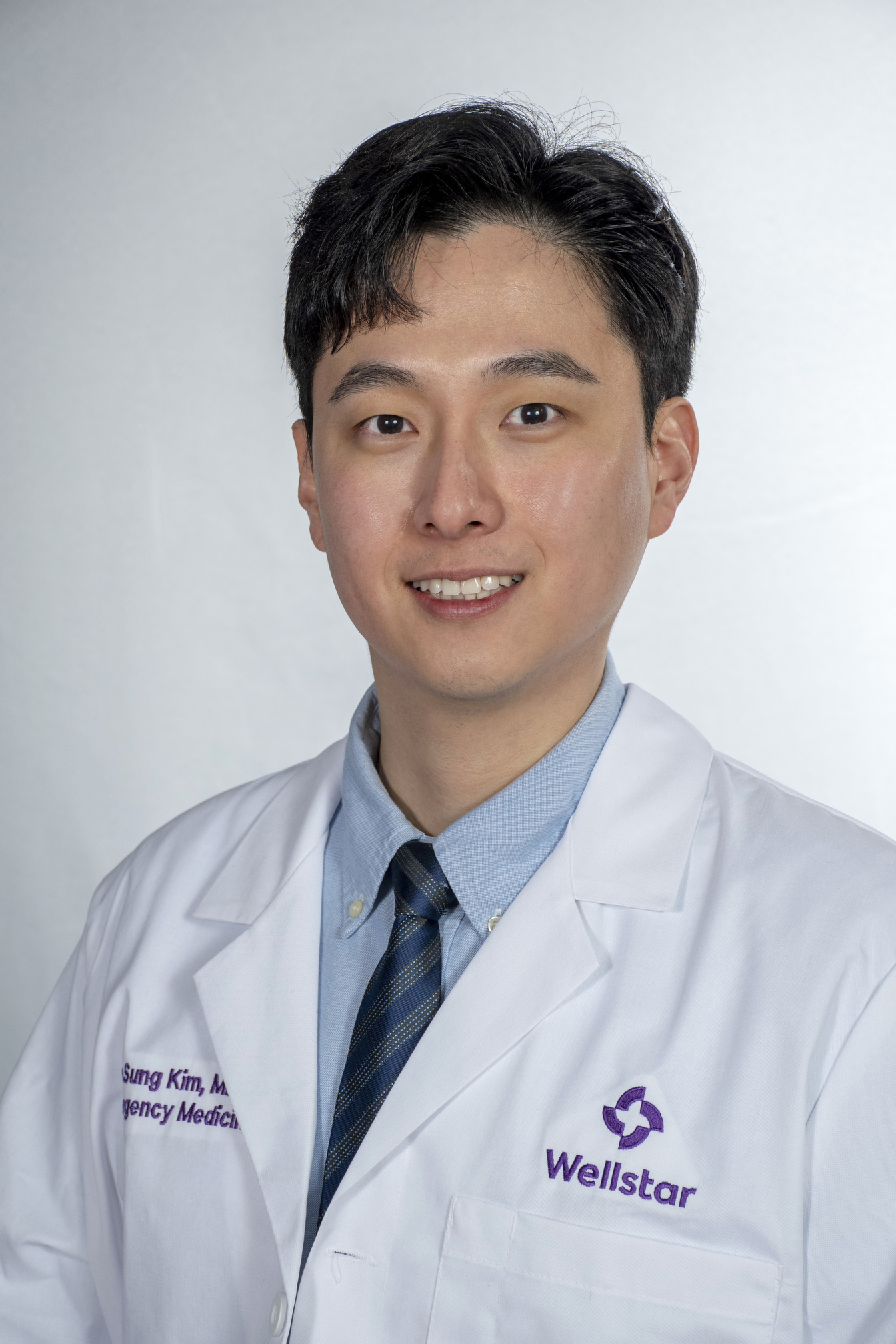Headshot of Dr. Kevin Kim