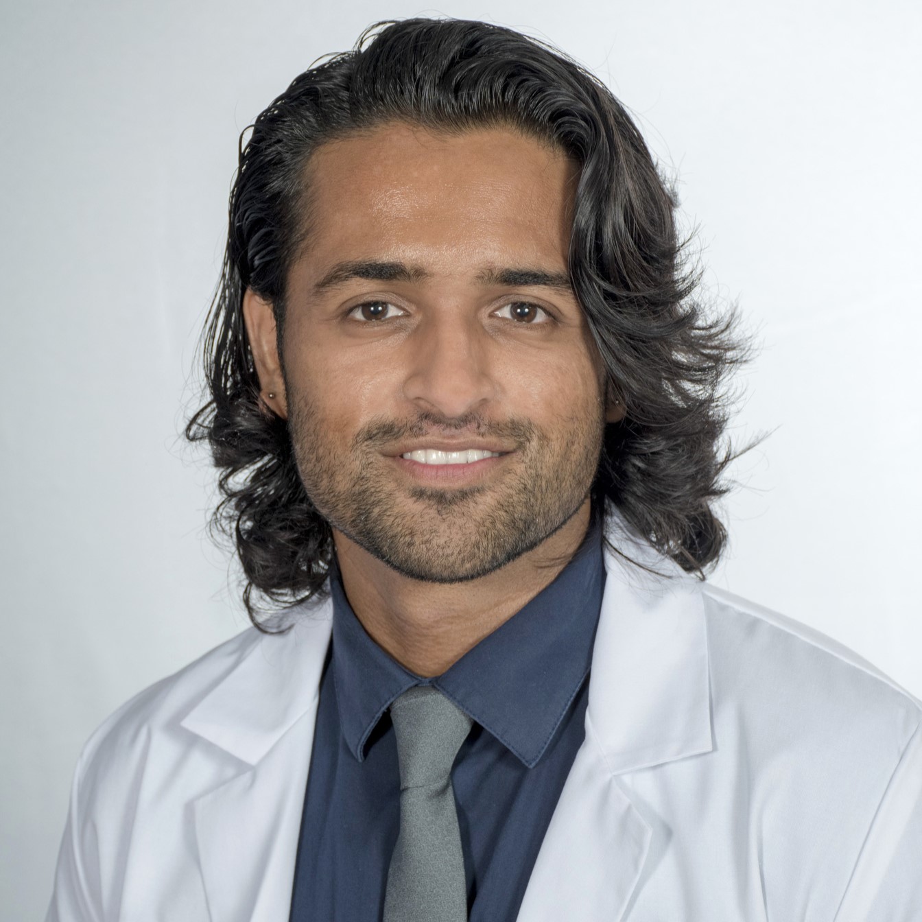 Headshot of Dr. Rushay Amarath